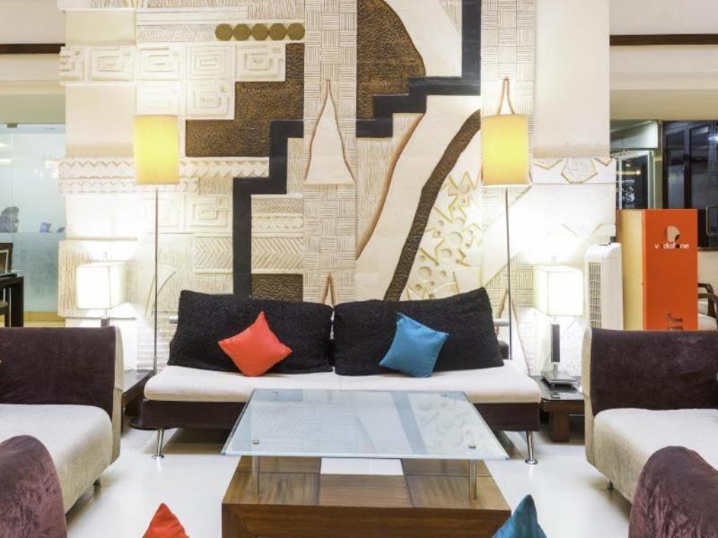 Oyo Townhouse 9 Hitech City ハイデラバード エクステリア 写真